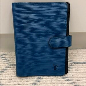 LOUIS VUITTON Unisex Vintage Y2K LV Blue Epi Leather Small Ring Agenda Planner